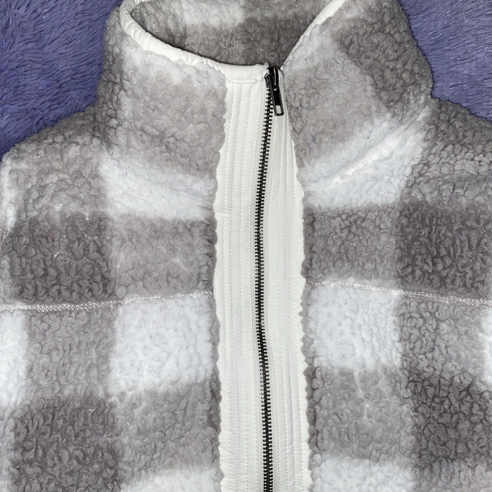 Abercrombie & Fitch Soft Sherpa Jacket Women's‎ Small Plaid  Outdoor - Picture 4 of 5